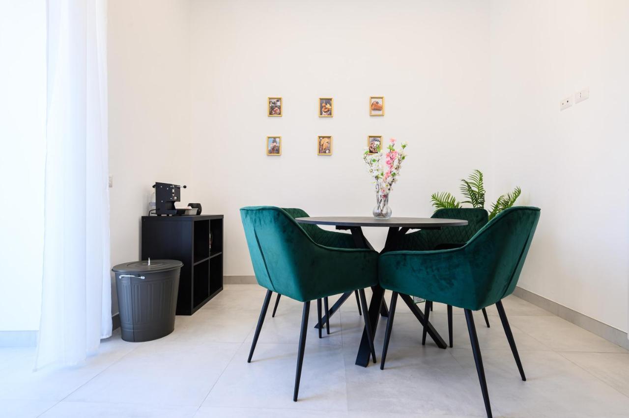 Magical Botanic-Charming Apartment Neapel Exterior foto